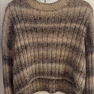 NIA crop wool sweater